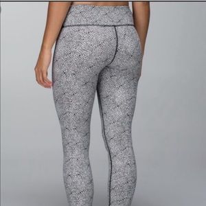 Lululemon Wunder Unders Plush Petal